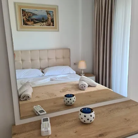 Modern Fishta Q5 22 *