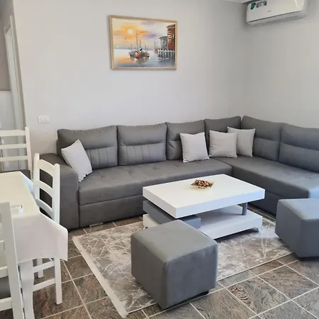 Modern Fishta Q5 22 * Velipojë