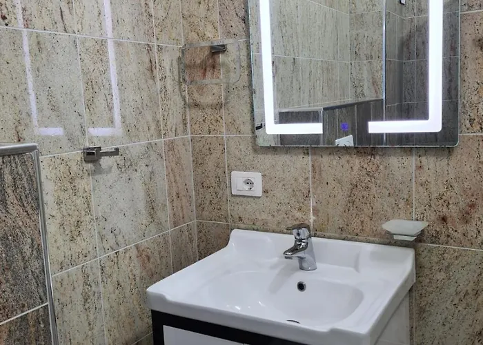 Modern Fishta Q5 22 Appartement