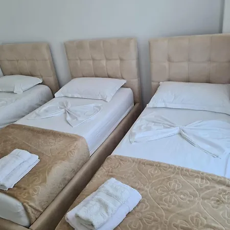 Modern Fishta Q5 22 *